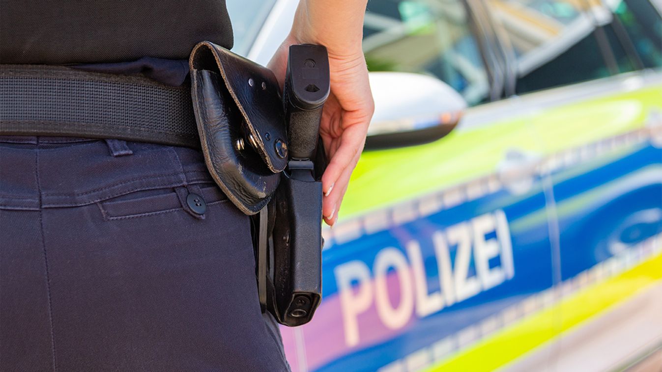 Hullarészegen autózott a rendőrségre vallomást tenni a vezetéstől eltiltott, berúgva karambolozó magyar sofőr