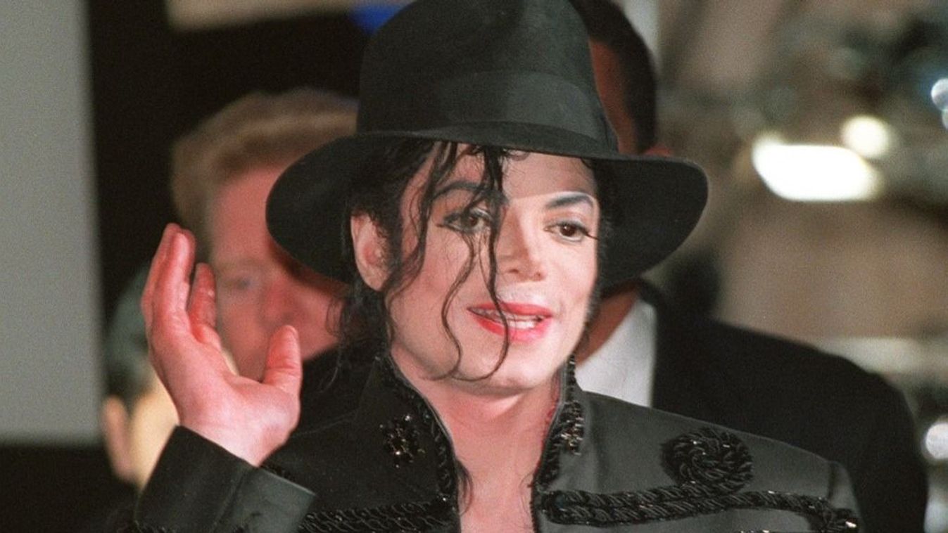 Hihetetlen összeesküvés-elmélet: Michael Jackson valójában egy időutazó volt!