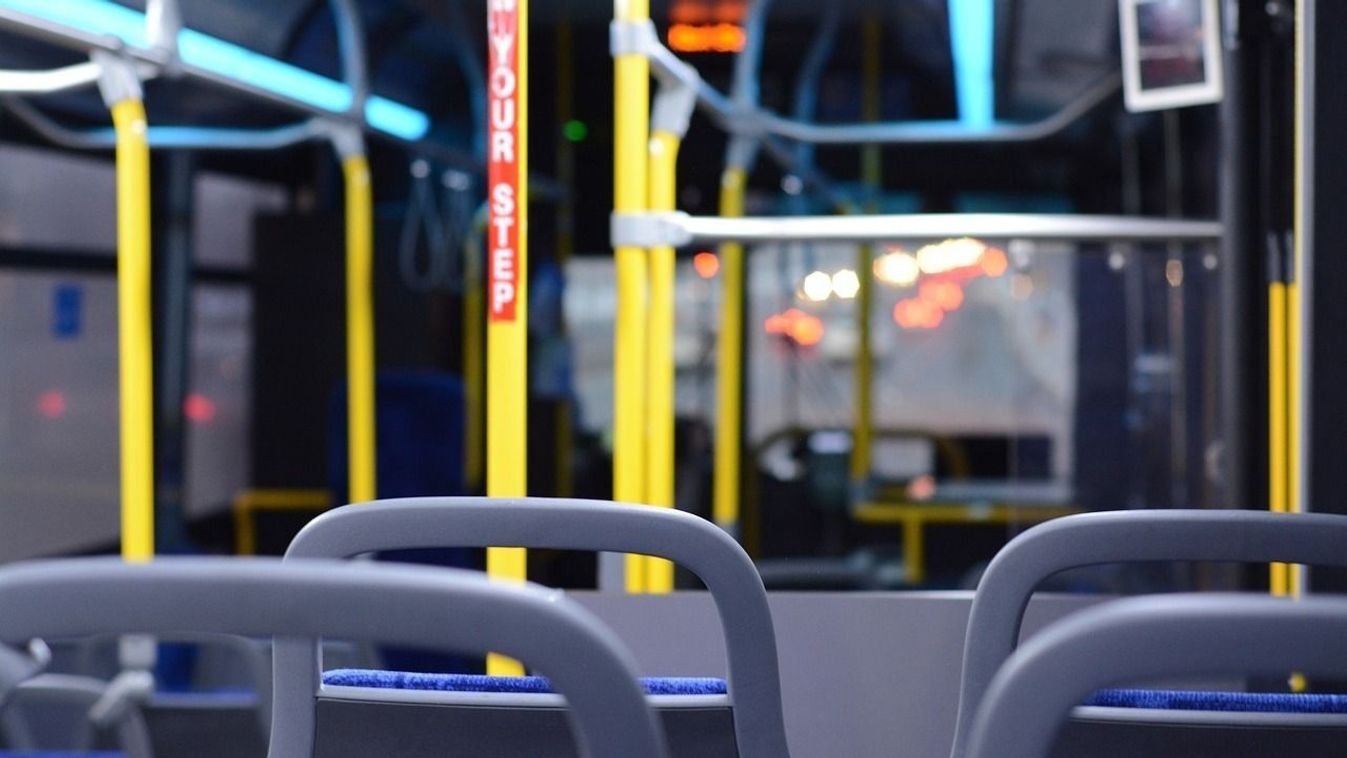 Hajléktalan támadt rá egy édesanyára és autista kislányára Zuglóban
