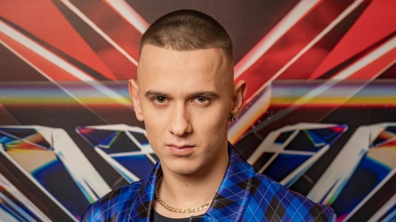 Rettentő kínos: az X-Faktor győztes Fehér Krisztián csak playbackelni tud