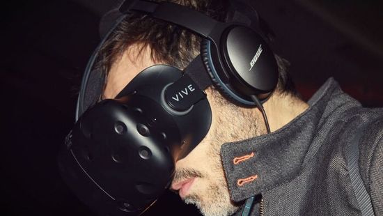 „A párom csak azért vett egy VR szemüveget, hogy azon nézzen pornót – gyakorlatilag megcsal engem”