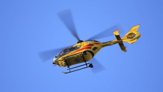 Súlyos baleset történt az M7-esen, Balatonfenyvesnél, mentőhelikopter szállt le